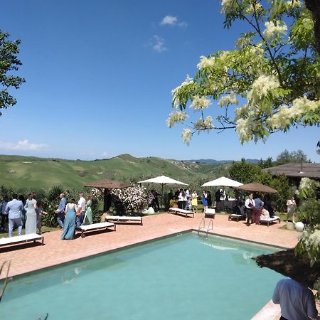 Agriturismo Fattoria Lischeto Volterra Bagian luar foto