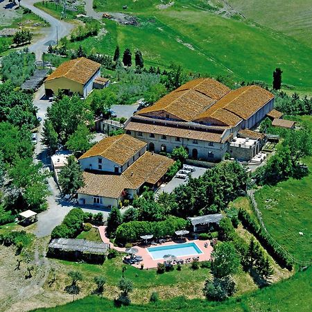 Agriturismo Fattoria Lischeto Volterra Bagian luar foto