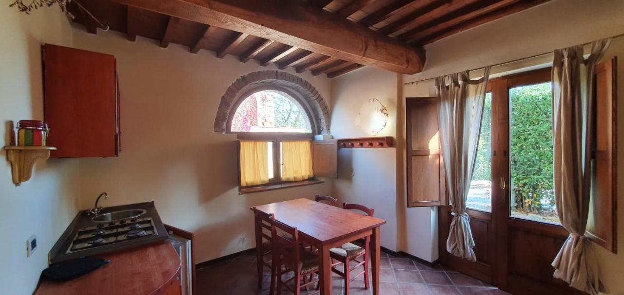 Agriturismo Fattoria Lischeto Volterra Bagian luar foto