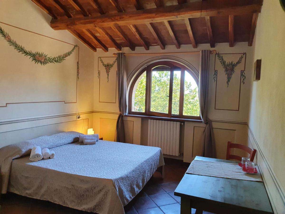 Agriturismo Fattoria Lischeto Volterra Bagian luar foto