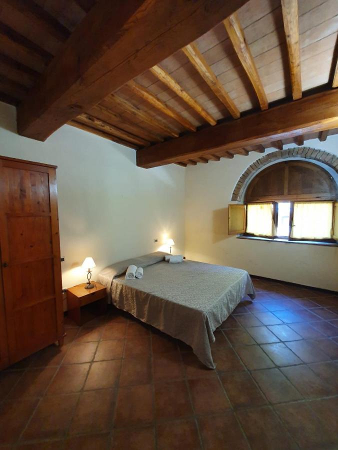 Agriturismo Fattoria Lischeto Volterra Bagian luar foto