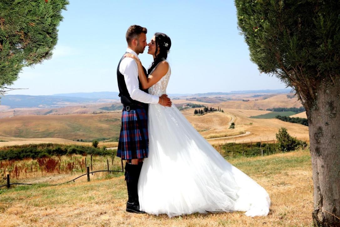 Agriturismo Fattoria Lischeto Volterra Bagian luar foto
