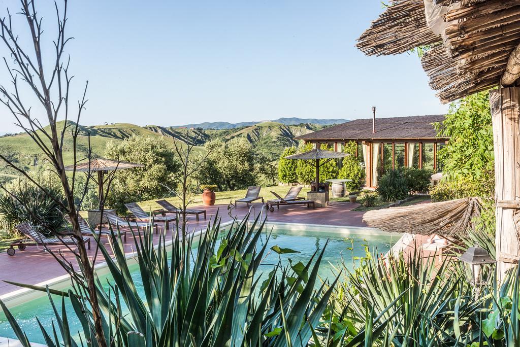 Agriturismo Fattoria Lischeto Volterra Bagian luar foto